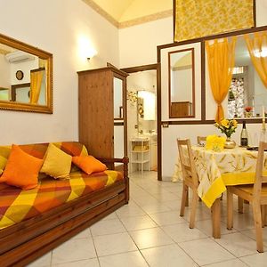 Rental In Rome Celeste Apartment